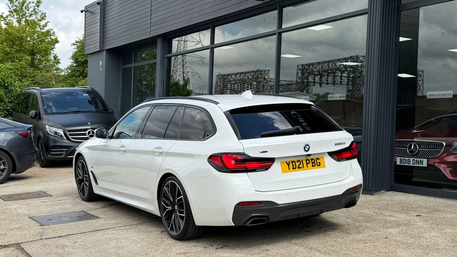 BMW 5 Series 2021 - Cars