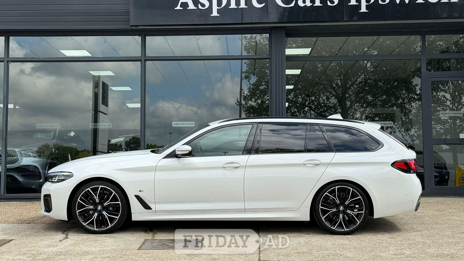 BMW 5 Series 2021 - Cars