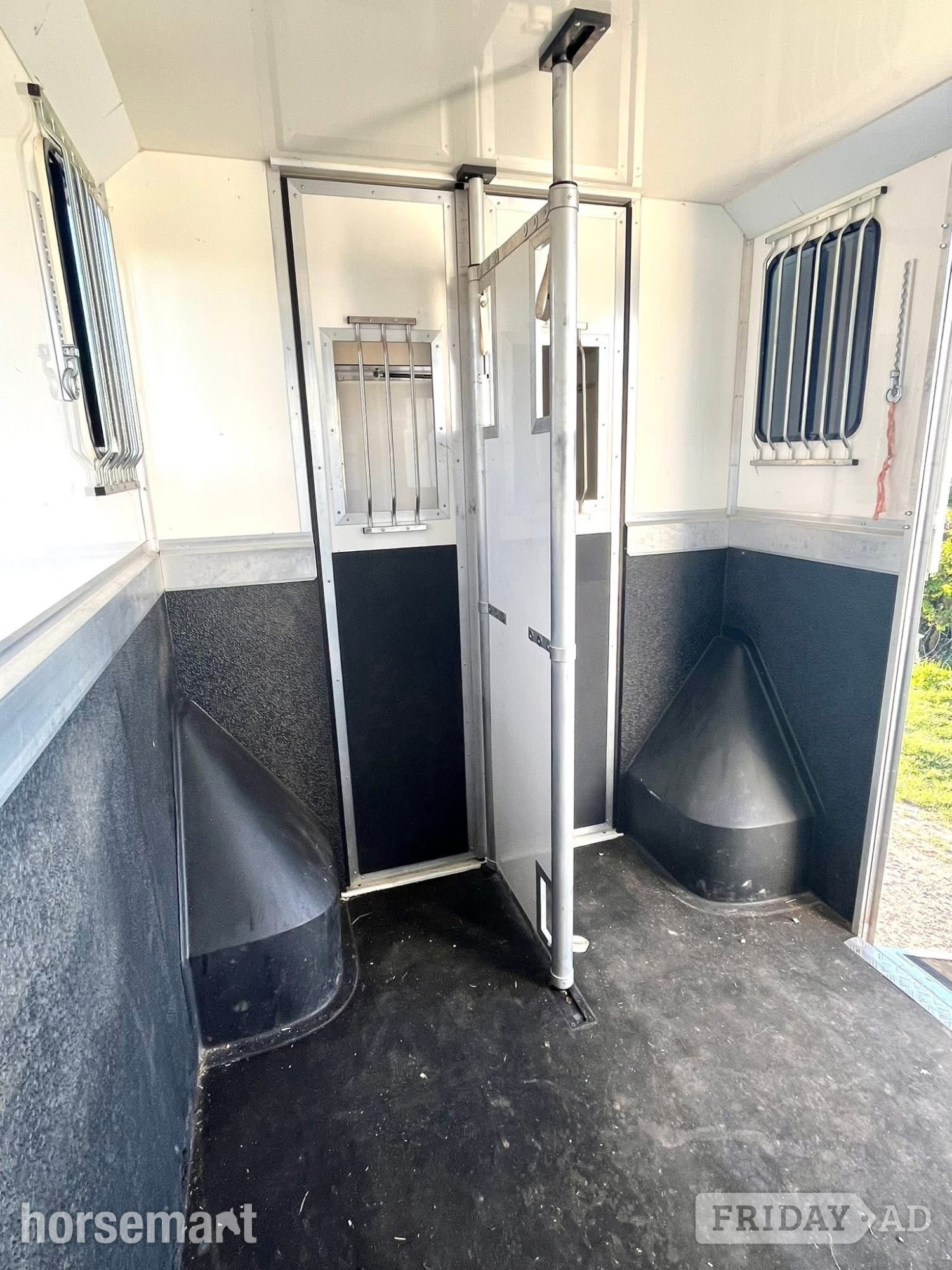 Select Duo Citroen Horsebox - Trailers & Horseboxes