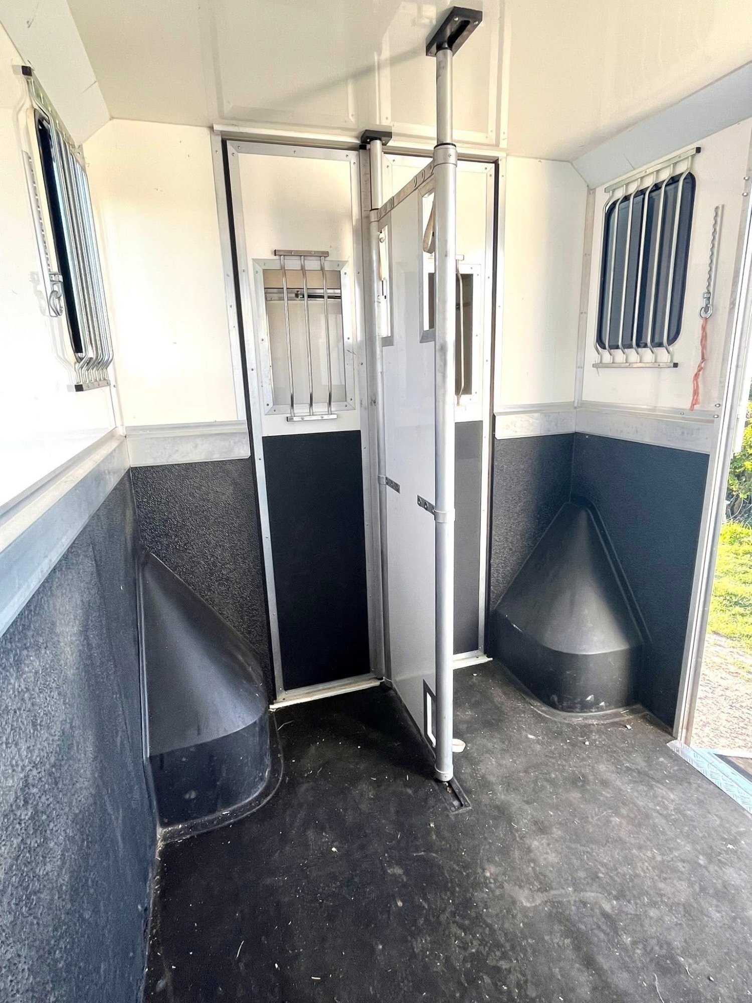 Select Duo Citroen Horsebox - Trailers & Horseboxes