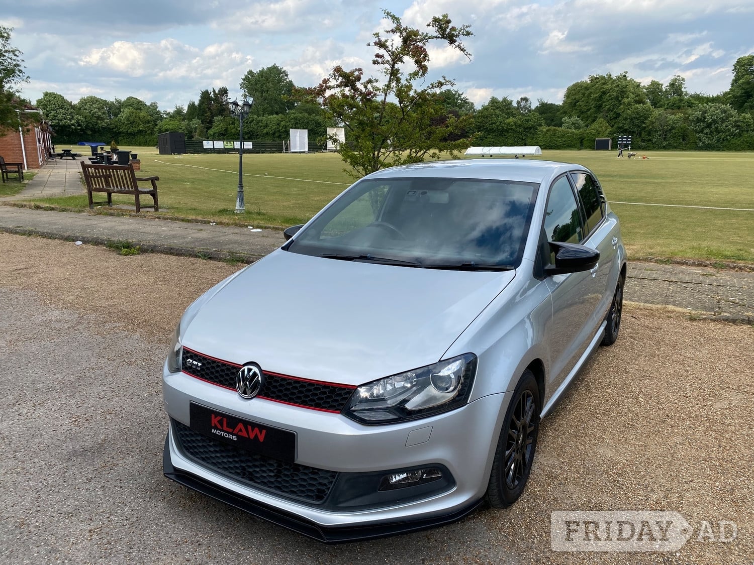 Volkswagen Polo 2011 - Cars in Slough