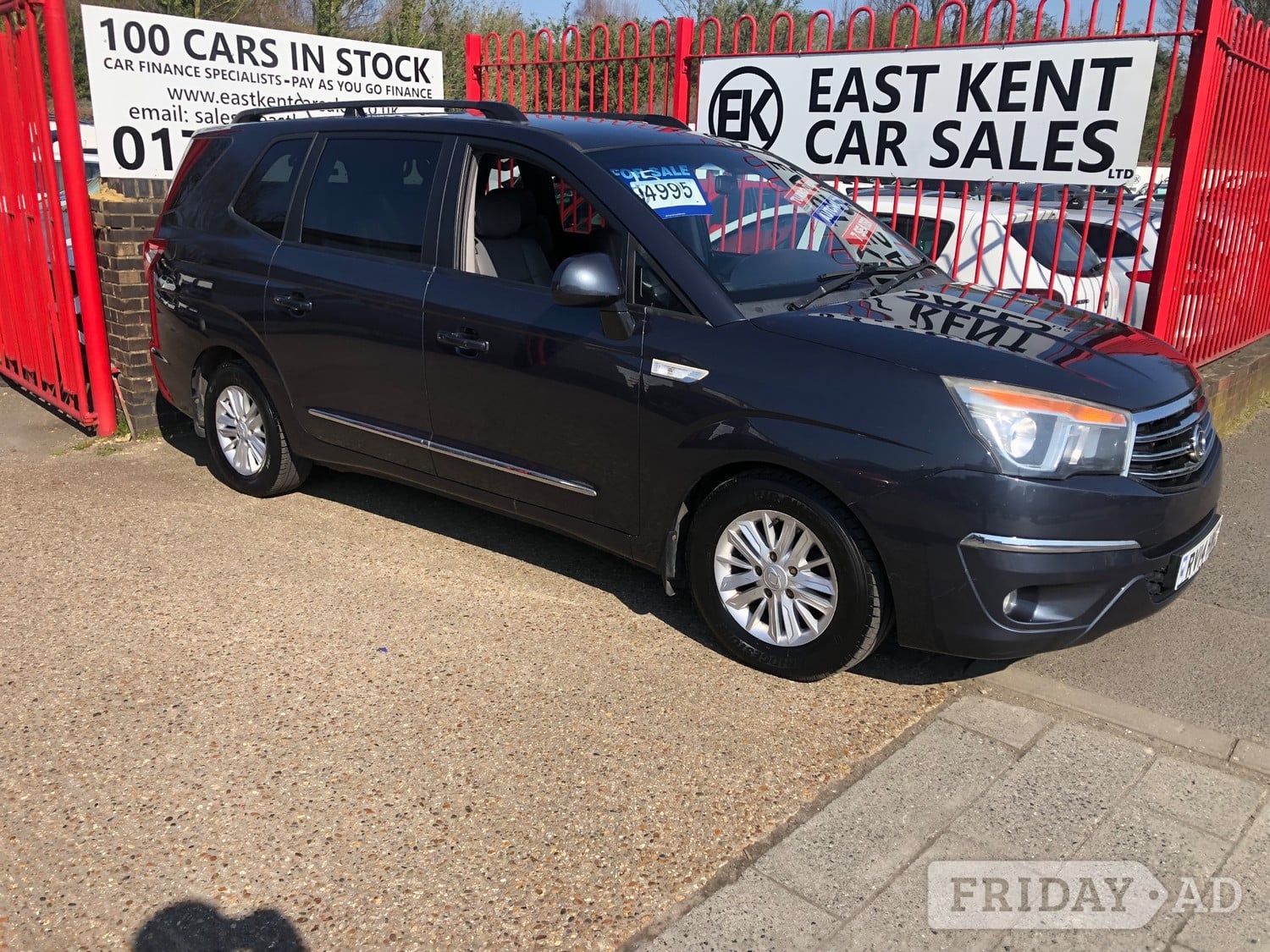 Ssangyong Turismo 2014 - Cars in Sittingbourne