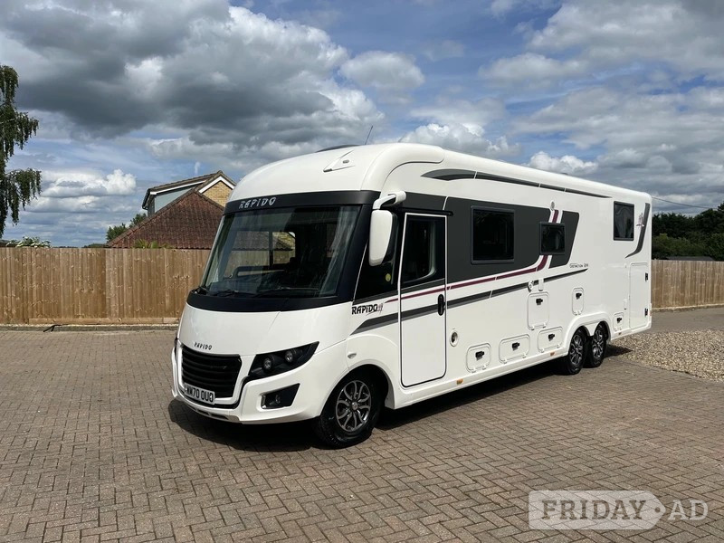 [5 berth ]Rapido Distinction i1090