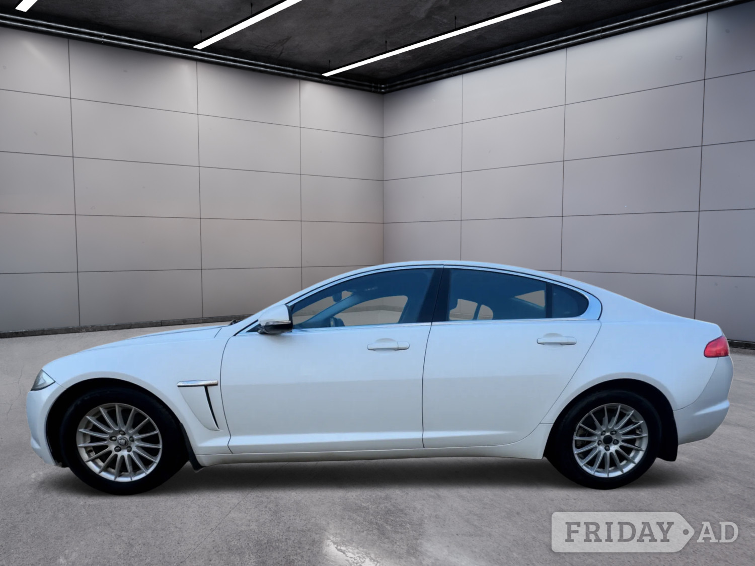 [ berth ]Jaguar XF