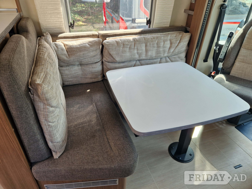 Burstner Ixeo I 680 G 2016 for sale - Motorhomes & Caravans in Highbridge