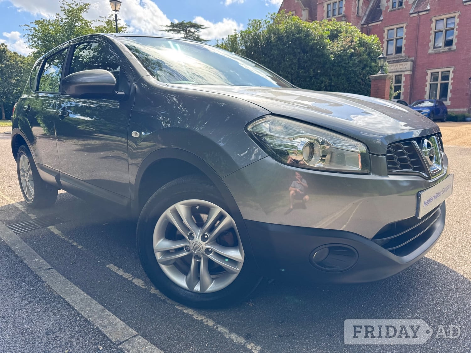 Nissan Qashqai 2012 in Horsham