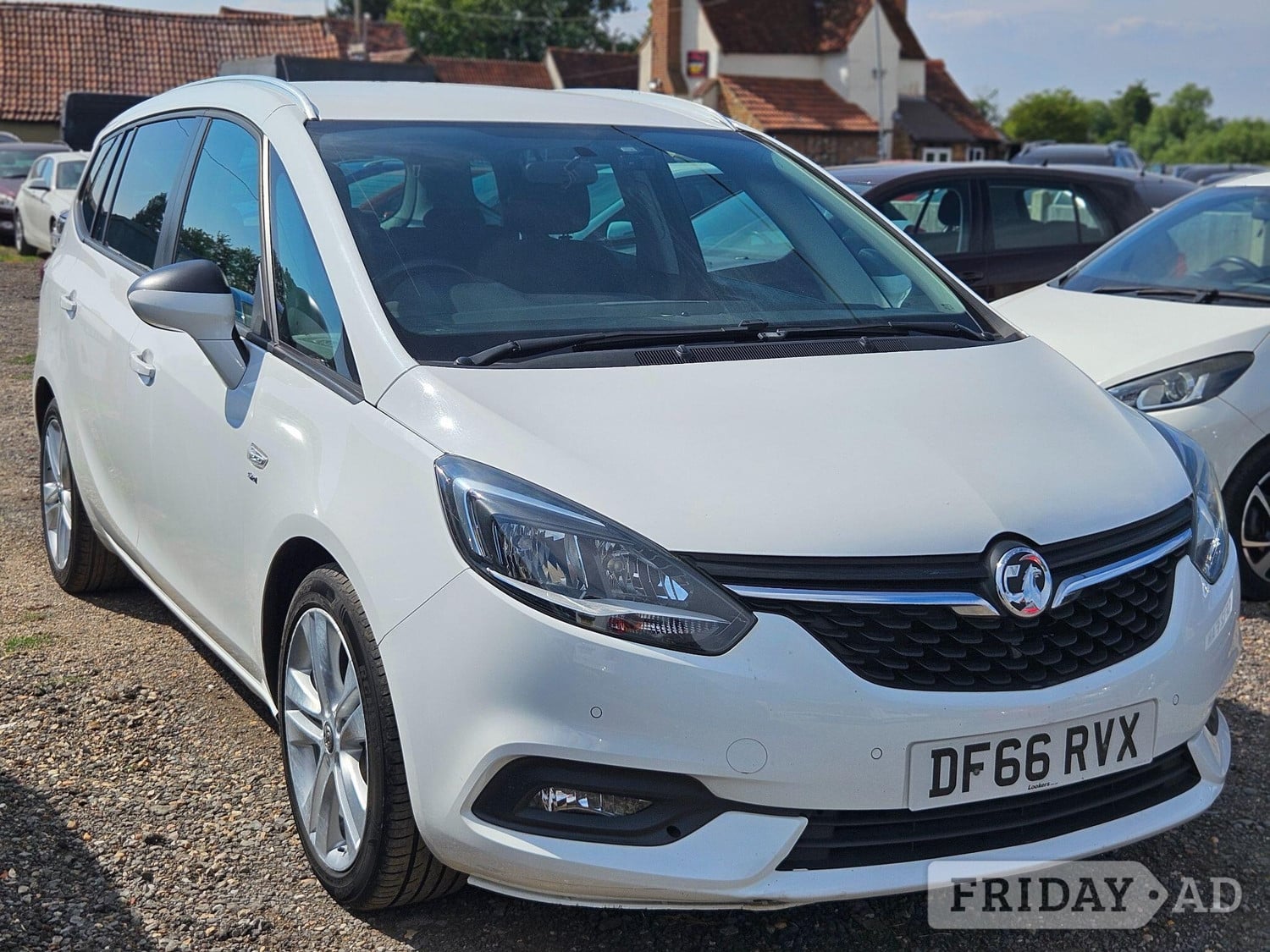 Vauxhall Zafira Tourer 2016 in Windsor