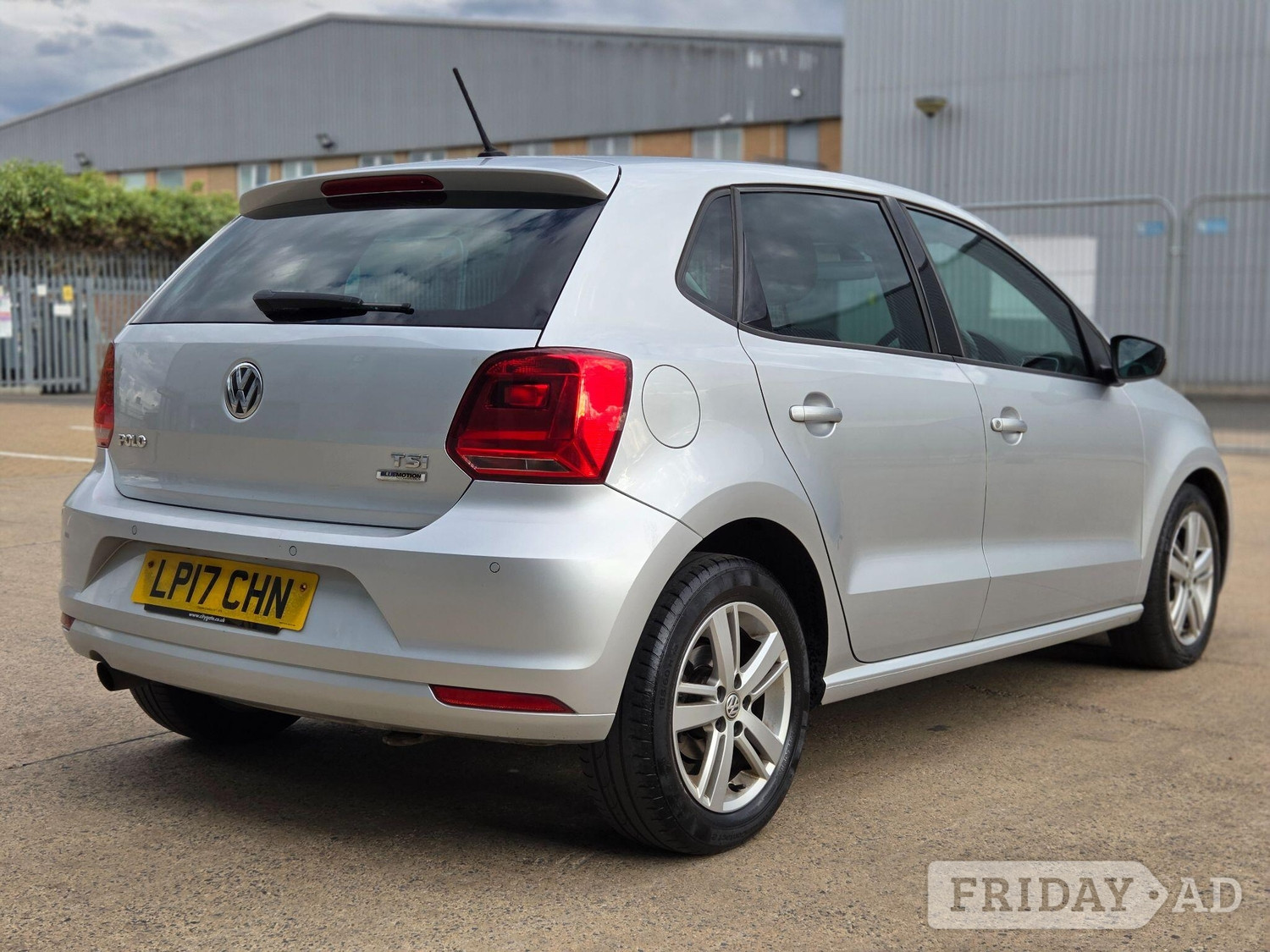 [ berth ]Volkswagen Polo