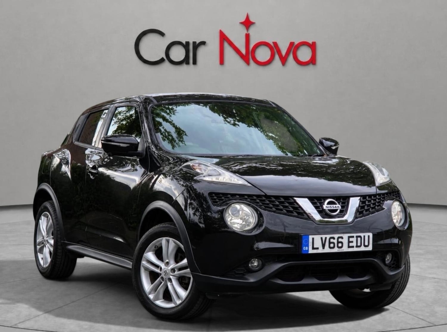Nissan Juke 2016 in Staines