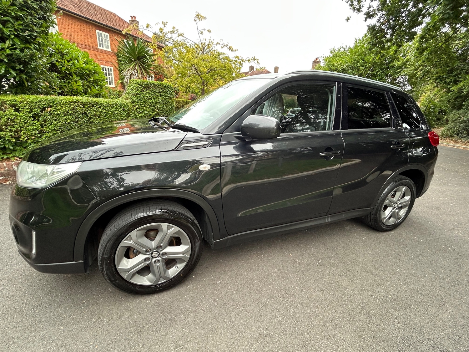 Suzuki Vitara 2016 - Cars
