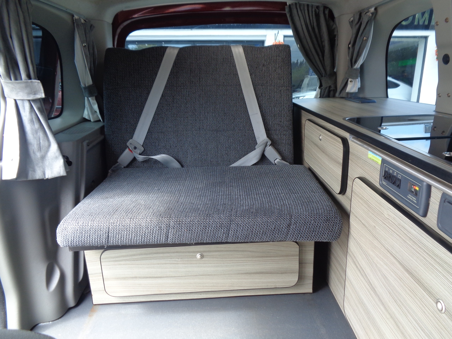 Renault Kangoo 2010 - Motorhomes & Caravans