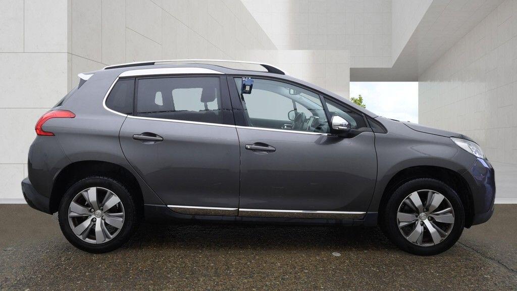 Peugeot 2008 2015 - Cars