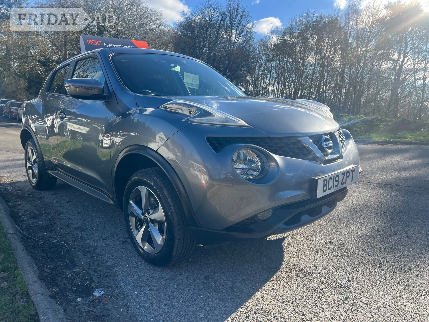 Nissan Juke 2019 - Cars in Horley