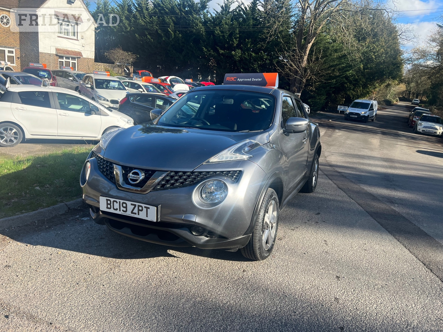 Nissan Juke Horley