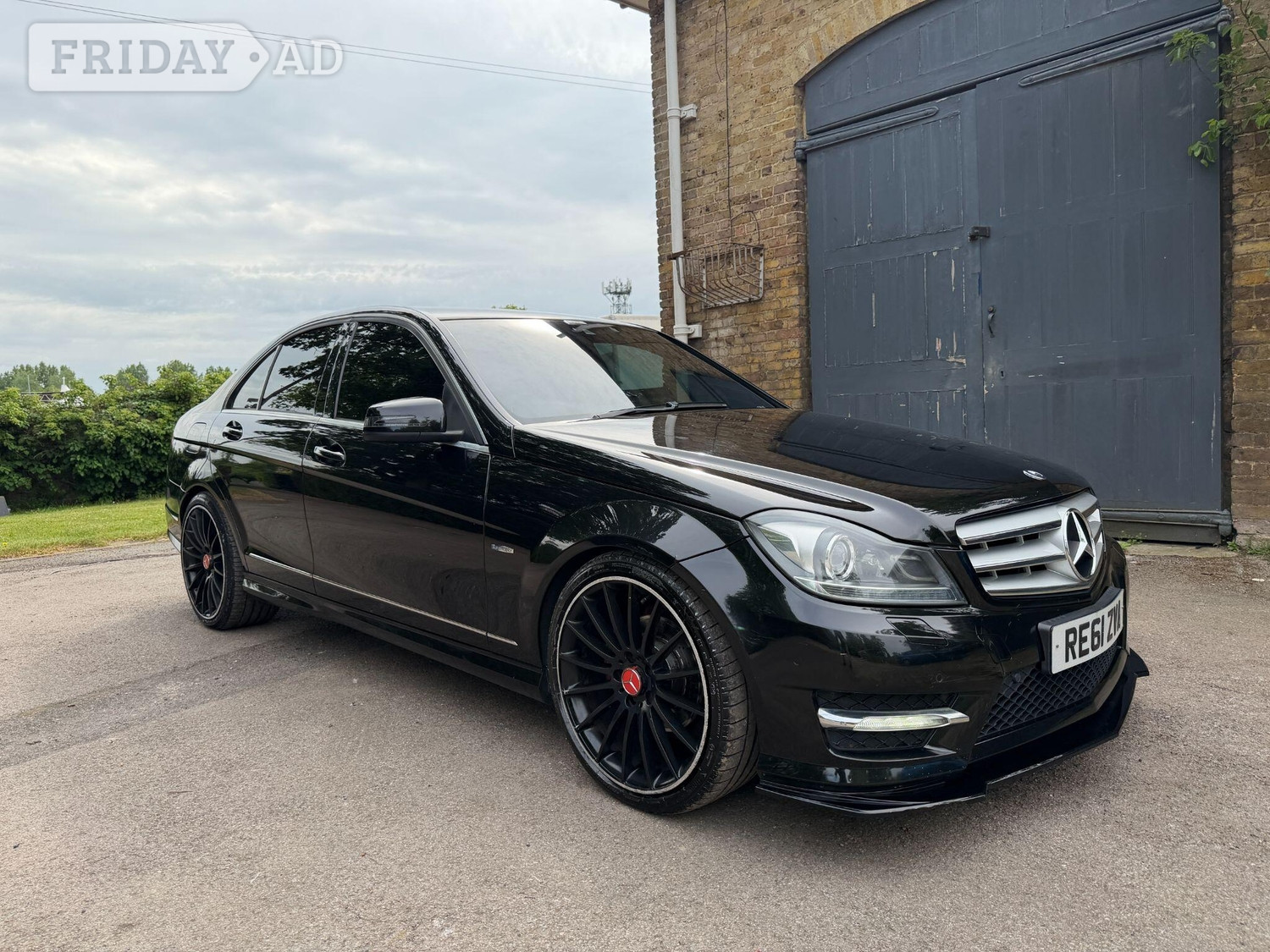 Mercedes-Benz C Class 2011 in Uxbridge