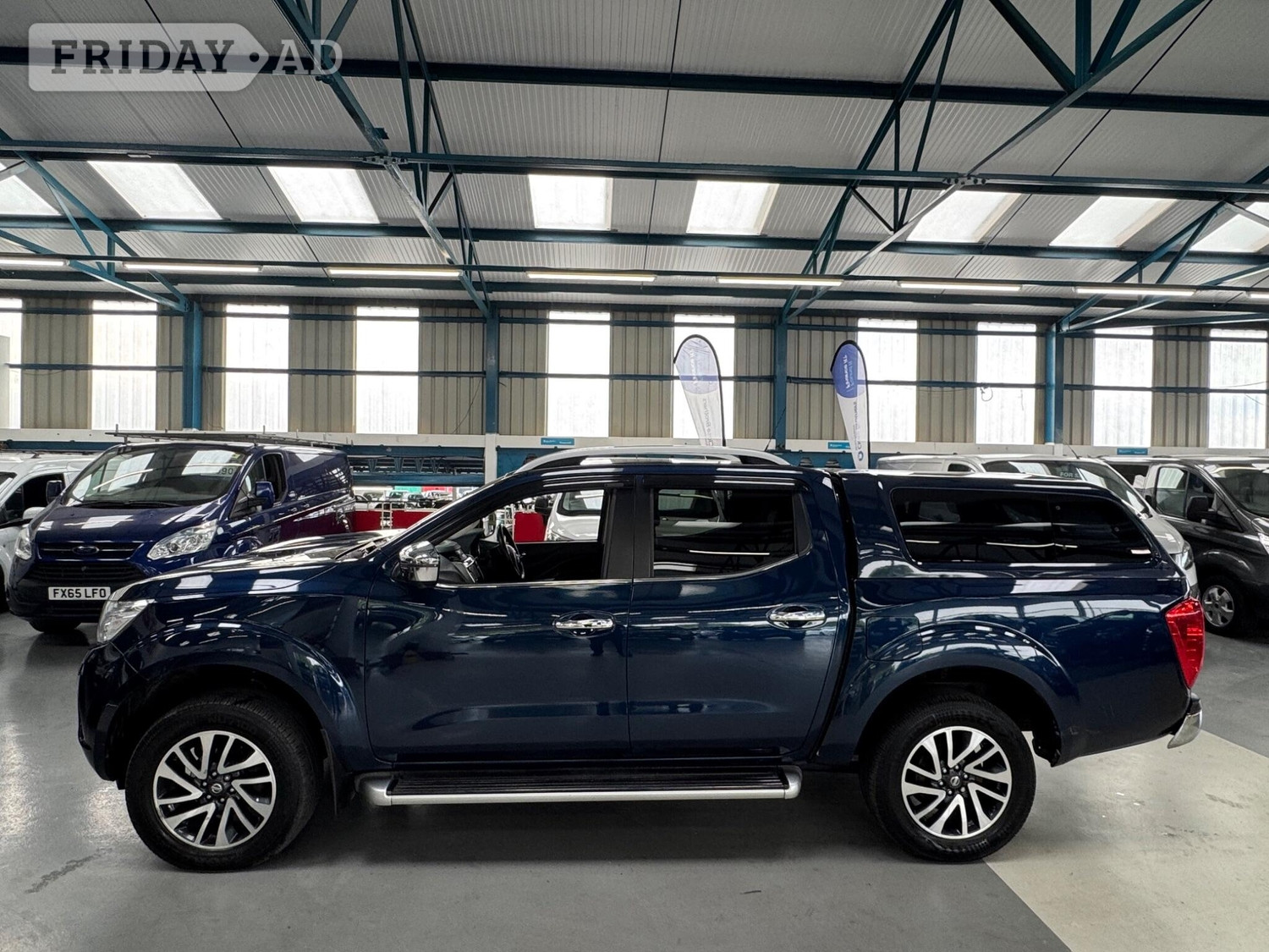 Nissan Navara 2017 - Vans & Commercial Vehicles in Bolton