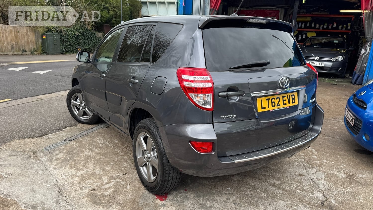 Toyota RAV4 2012 - Cars