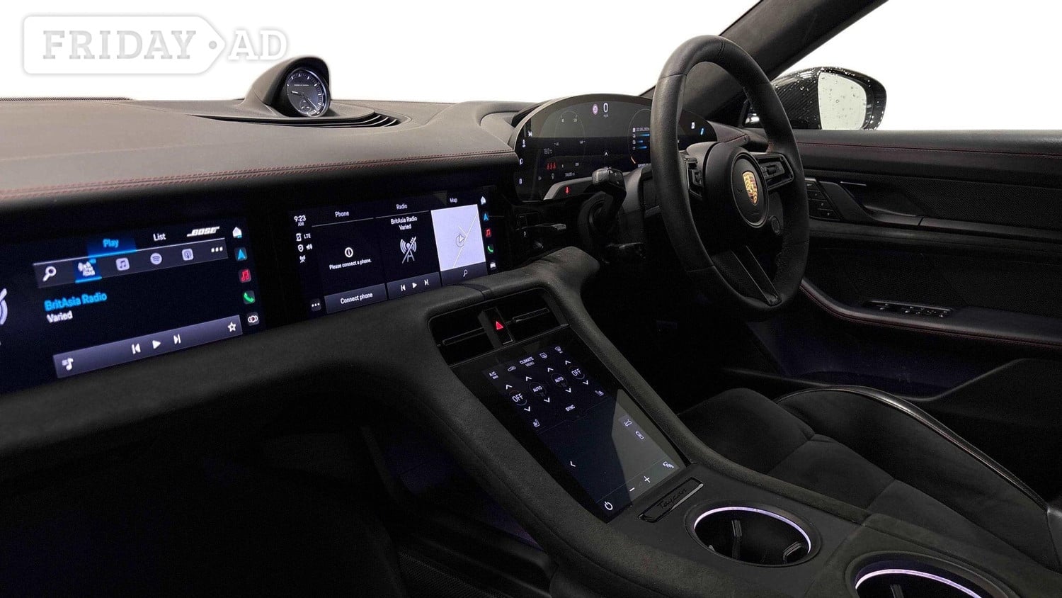 [ berth ]Porsche Taycan