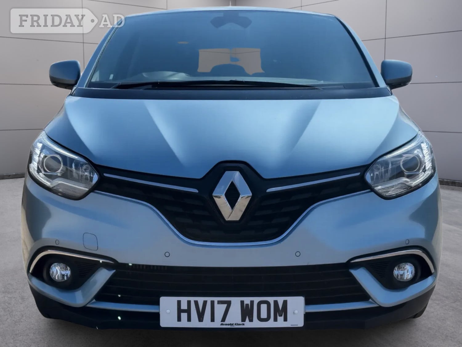 [ berth ]Renault Scenic