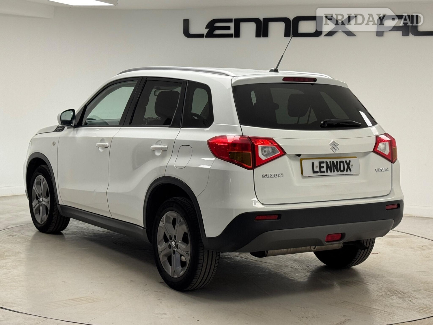Suzuki Vitara 2018 - Cars in Brent