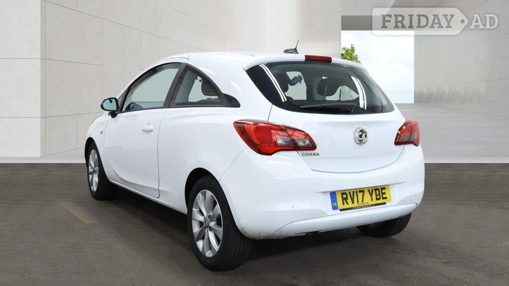 [ berth ]Vauxhall Corsa
