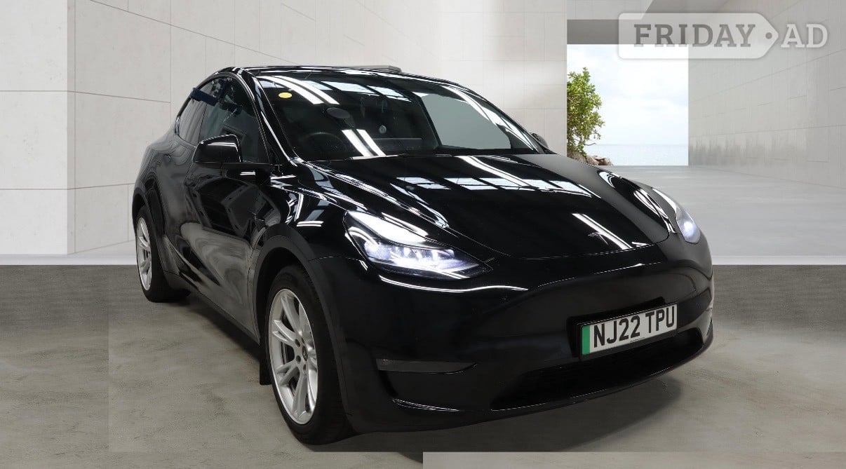 Tesla Model Y 2022 in Durham