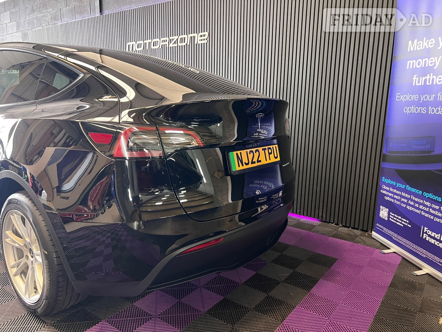 [ berth ]Tesla Model Y
