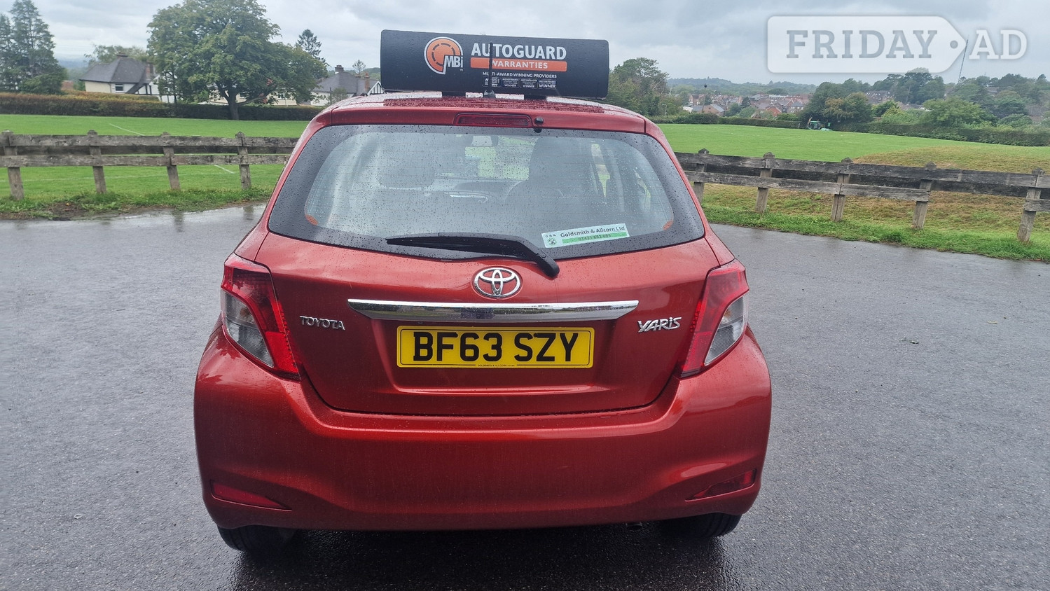 Toyota Yaris 2013 - Cars
