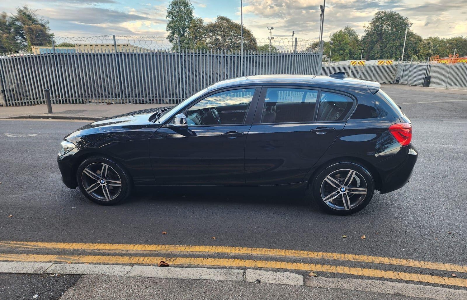BMW 1 Series 2017 - Cars