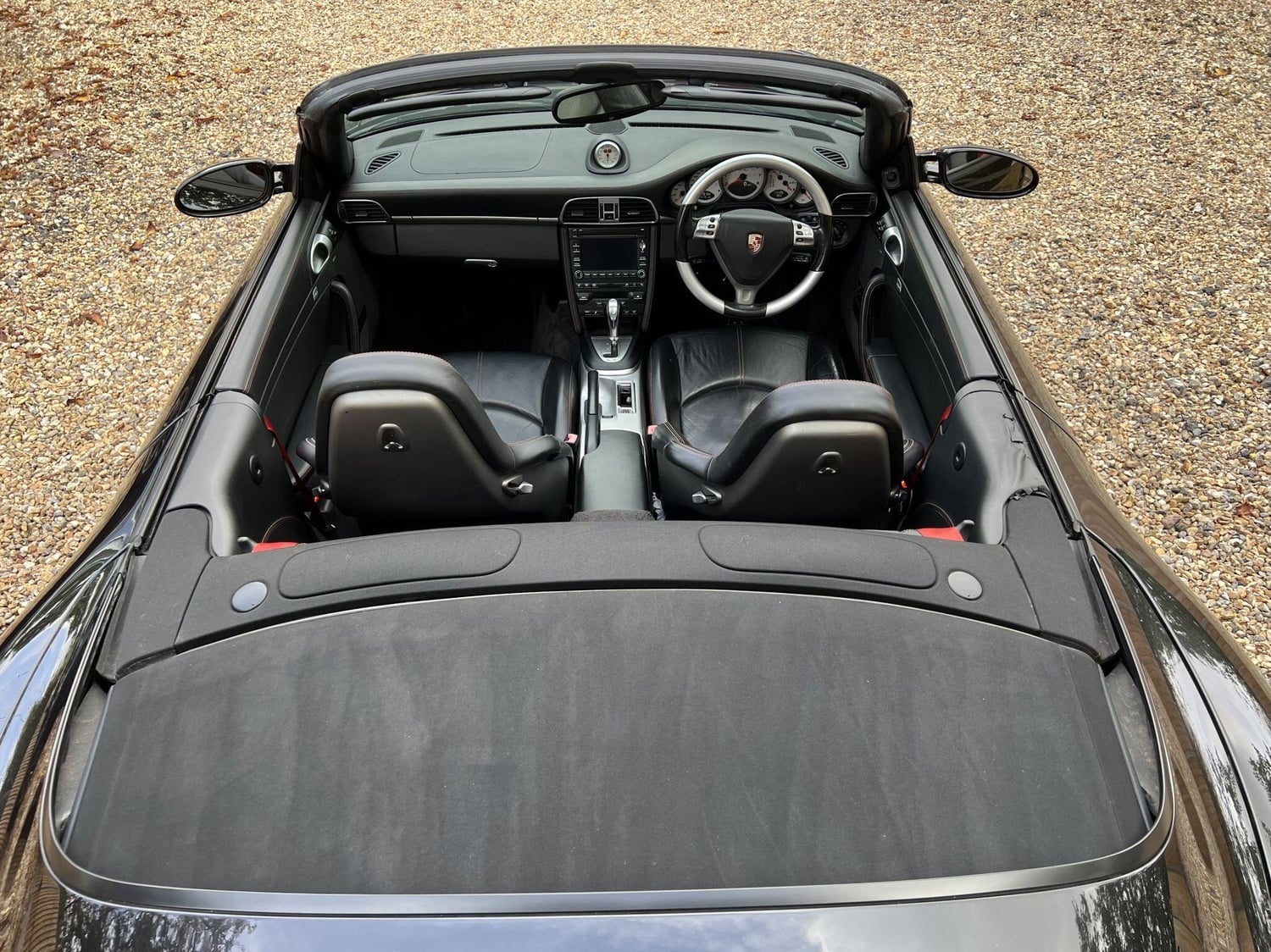 [ berth ]Porsche 911