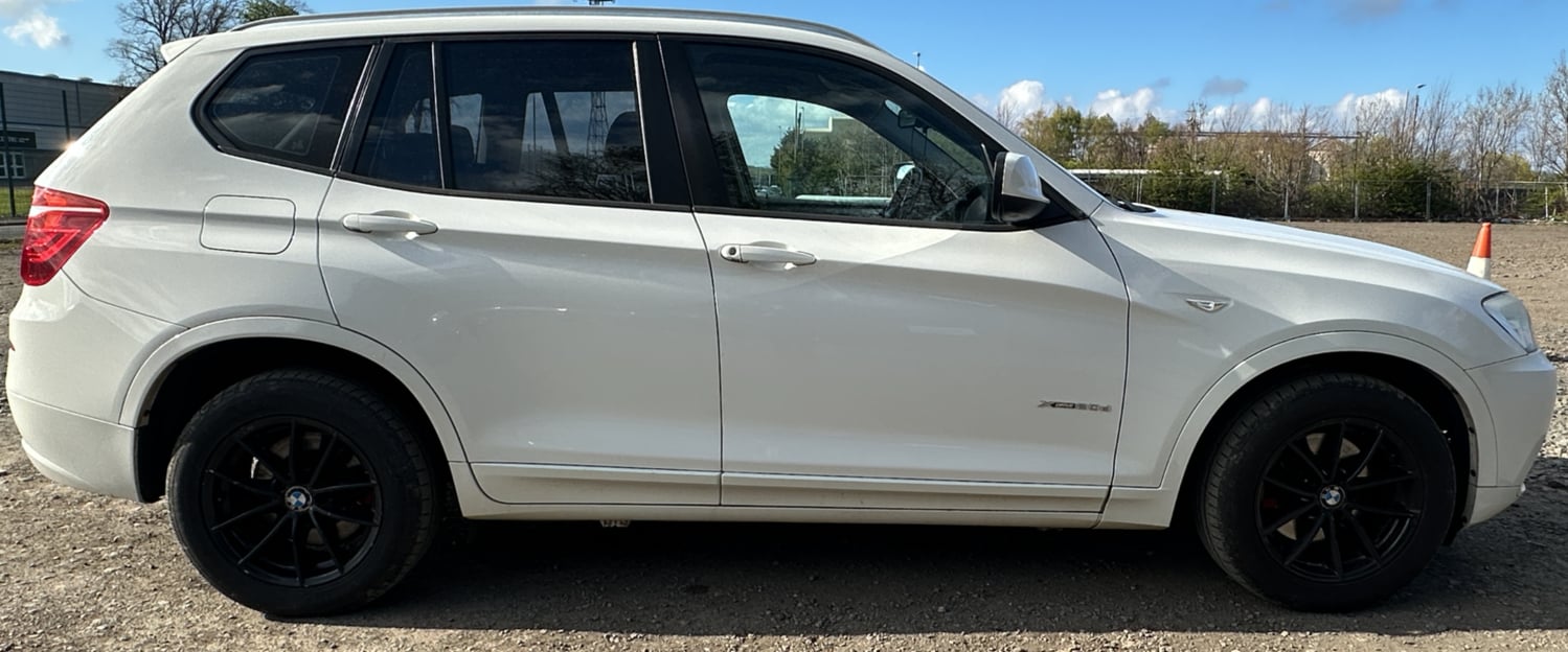BMW X3 2011 - Cars