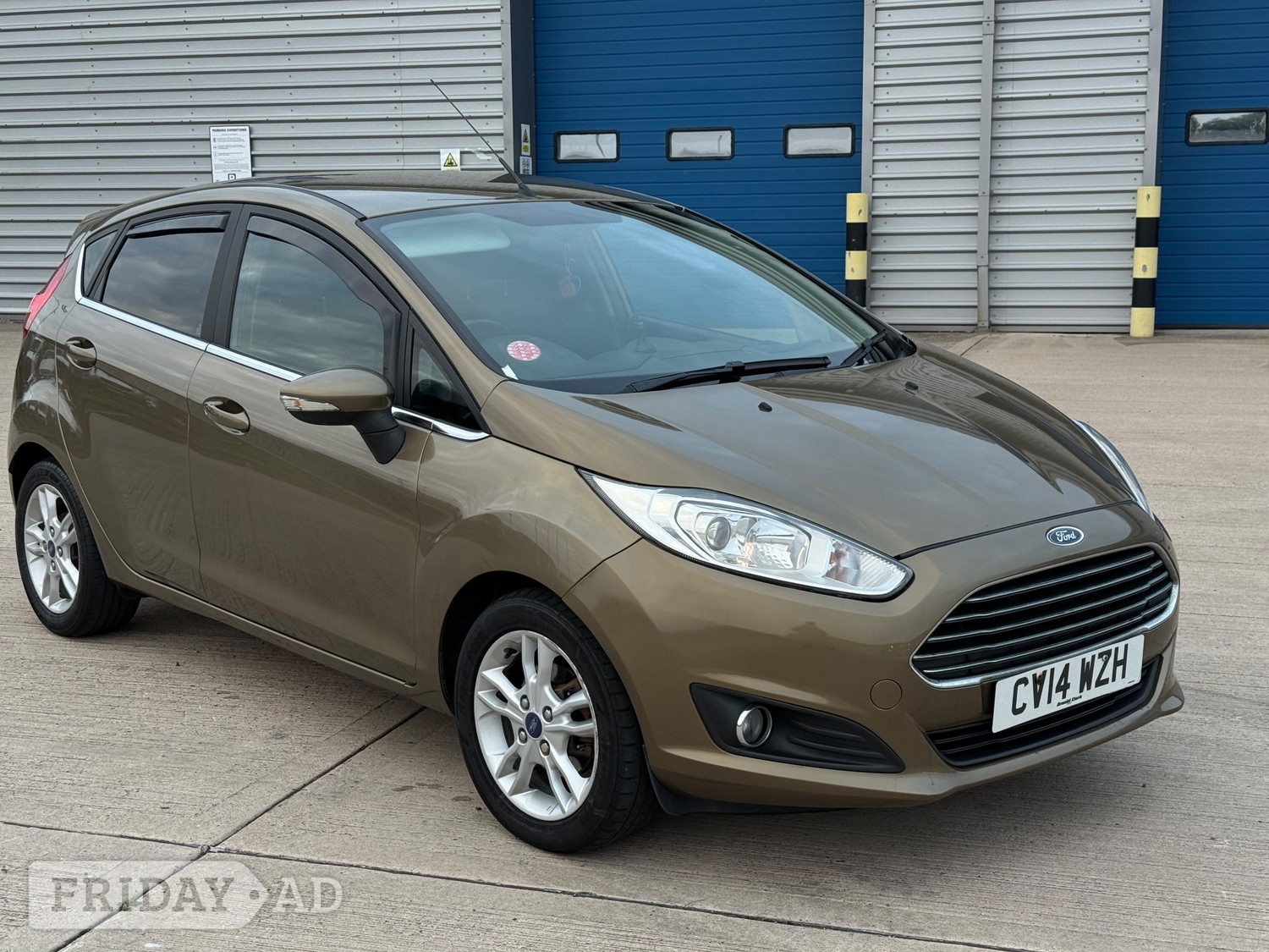[ berth ]Ford Fiesta