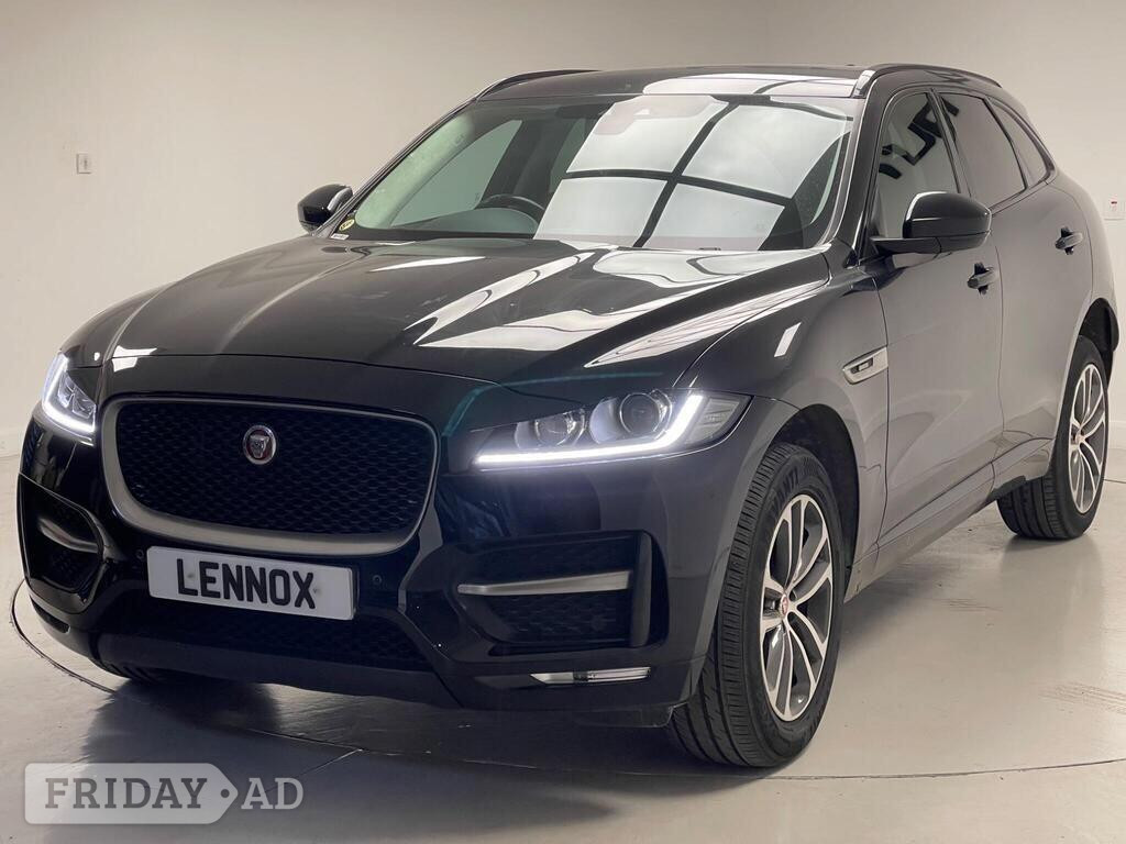 [ berth ]Jaguar F-Pace
