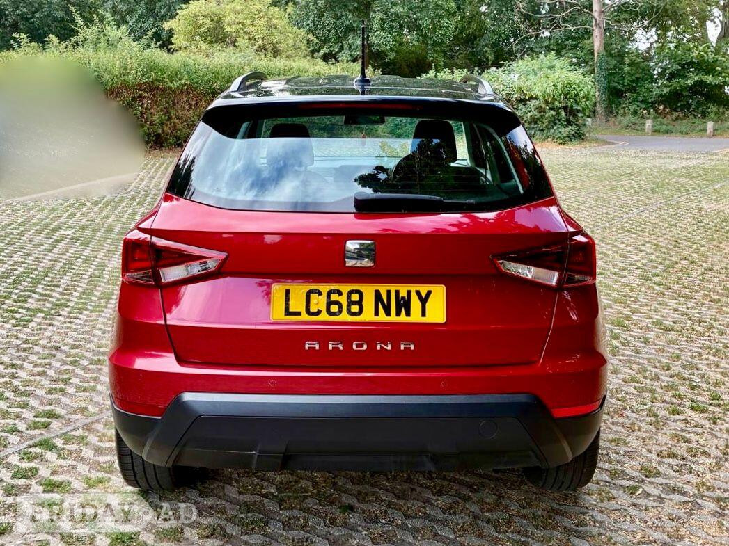 SEAT Arona 2019 - Cars in Guildford