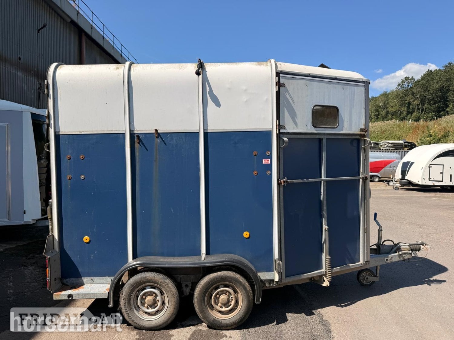 Ifor Williams HB510  Horse Trailer - Trailers & Horseboxes