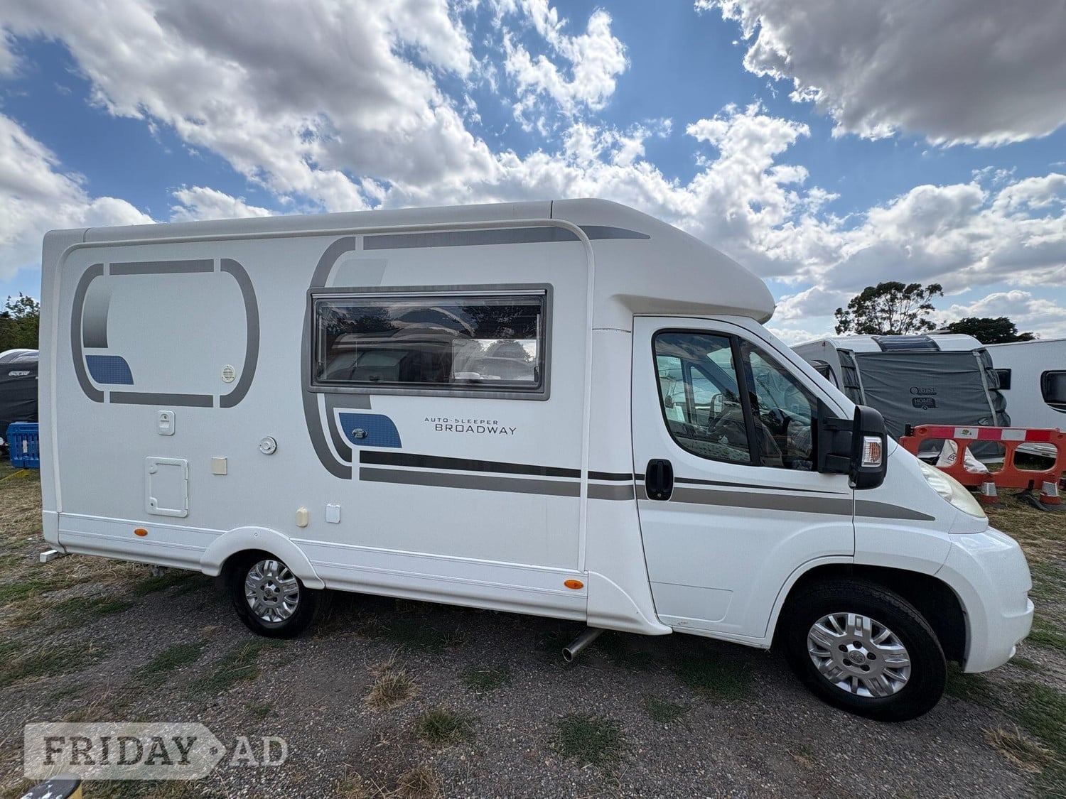 Auto-Sleepers Broadway EK 2012 for sale - Motorhomes & Caravans in Shoeburyness