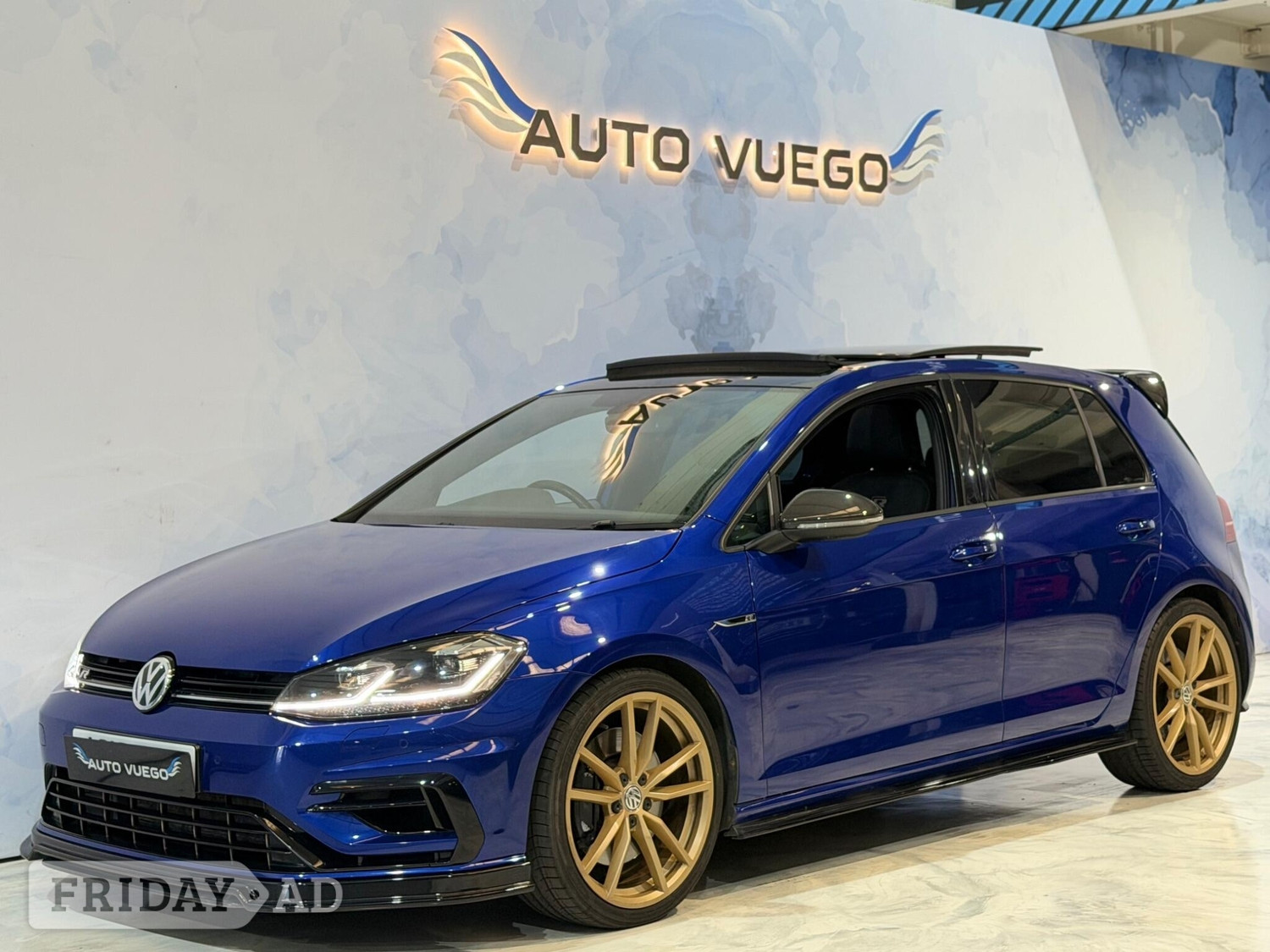 Volkswagen Golf 2019 - Cars in Uxbridge