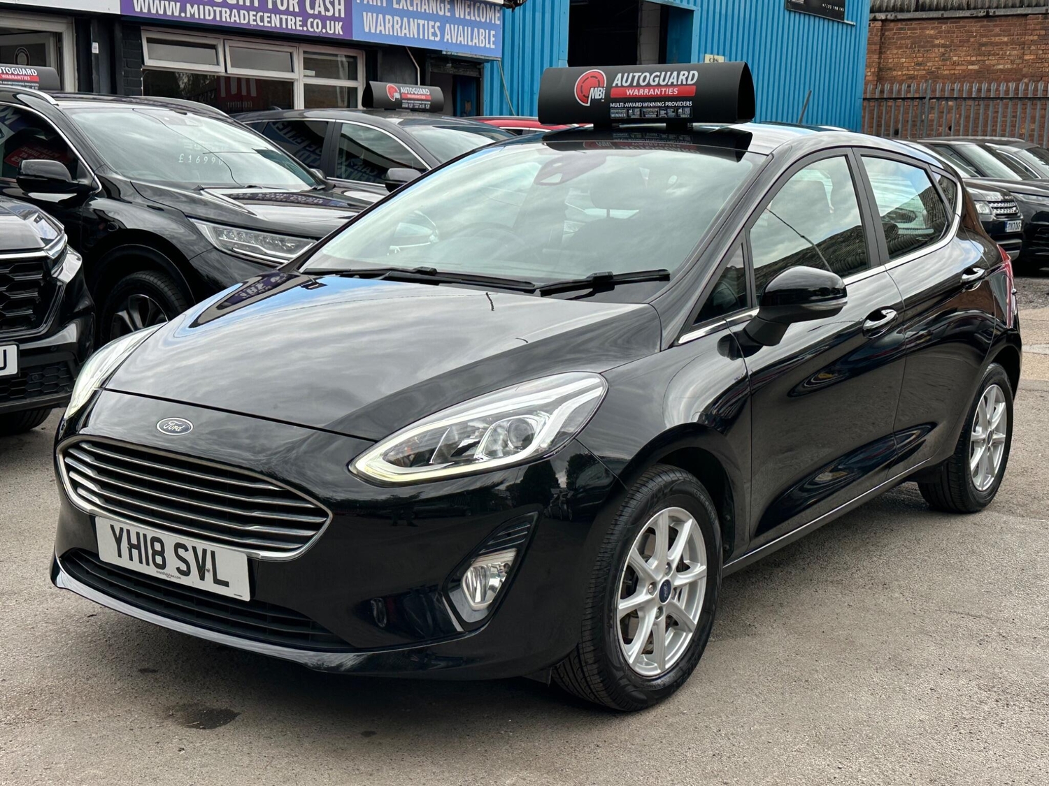[ berth ]Ford Fiesta