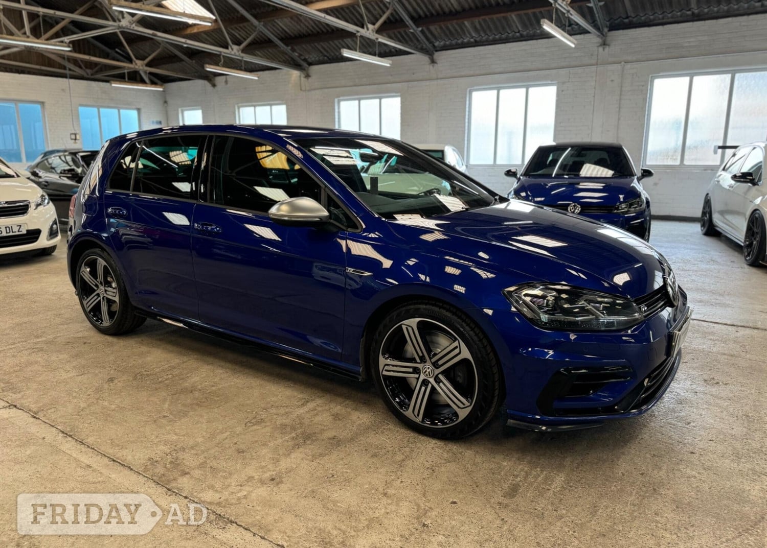 Volkswagen Golf 2017 - Cars in Warwick