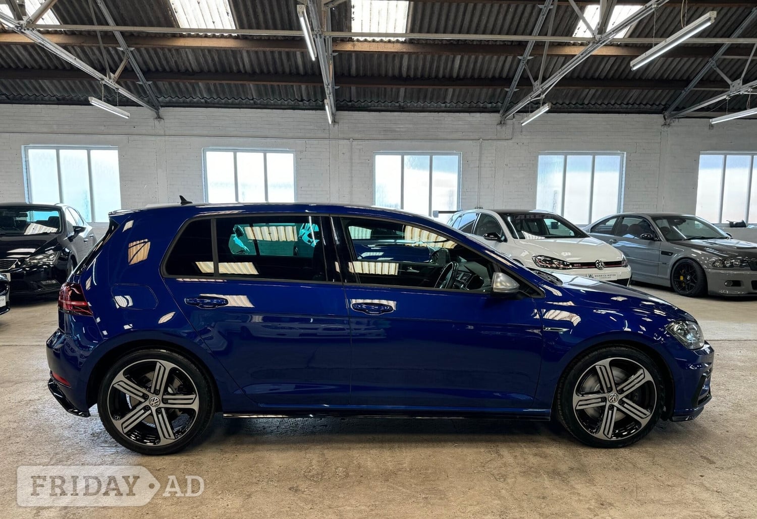 Volkswagen Golf 2017 - Cars