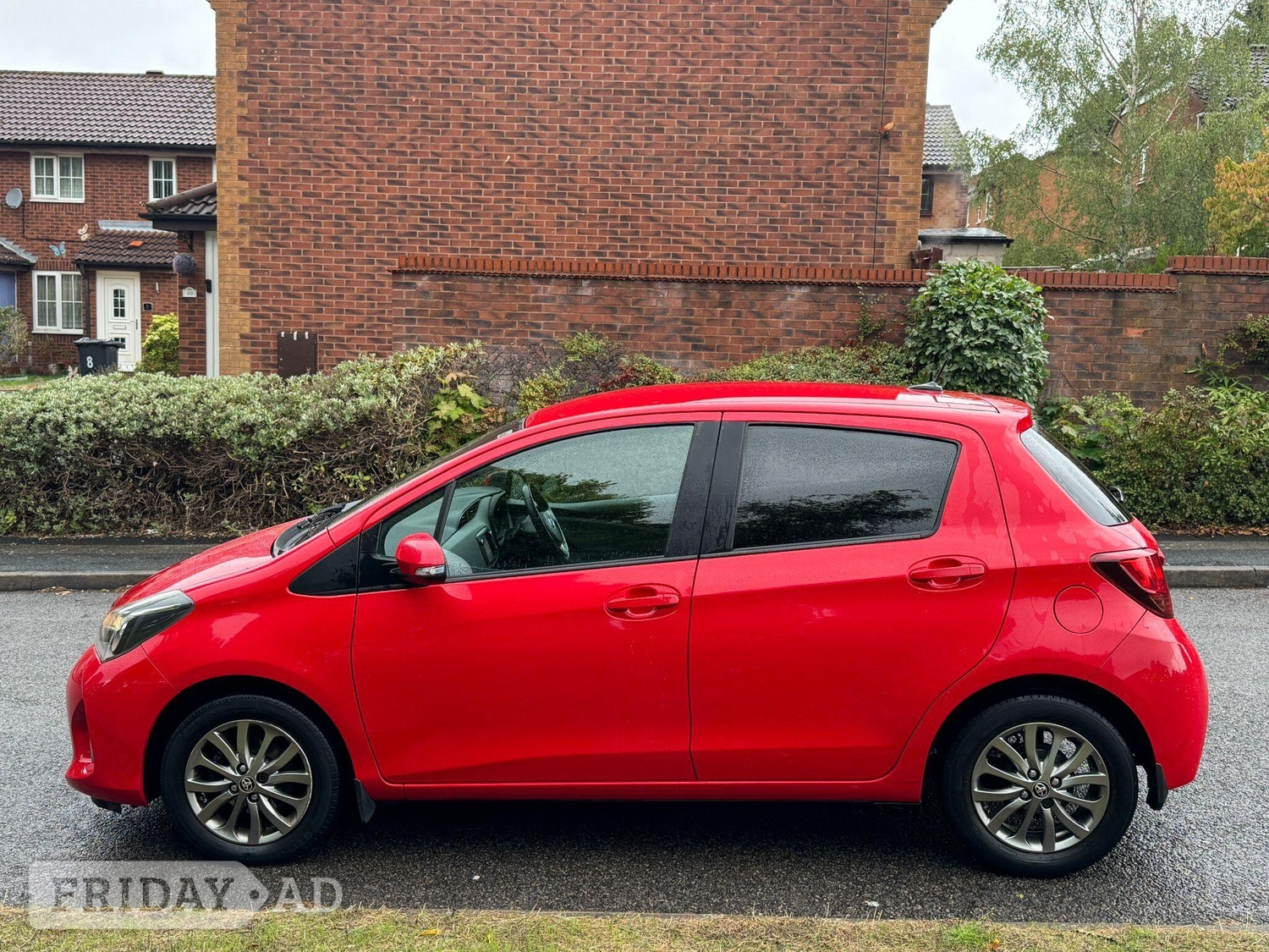 Toyota Yaris 2016 - Cars in Birmingham