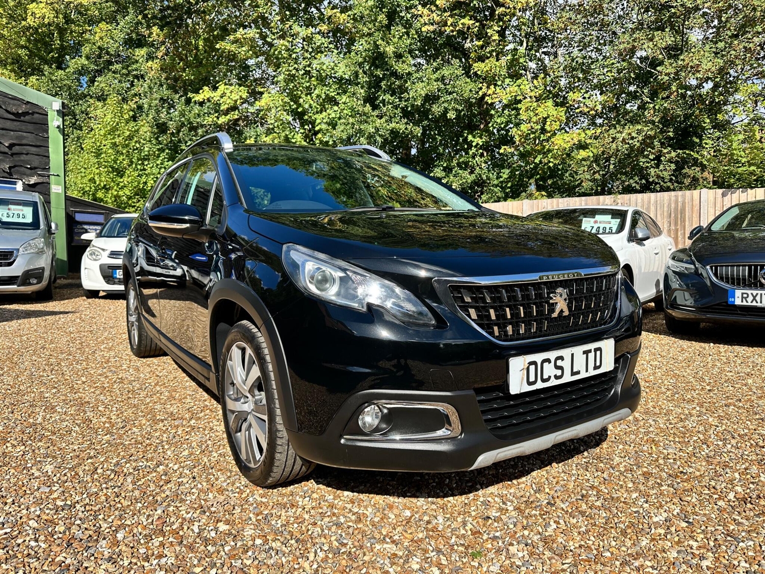 Peugeot 2008 Hook