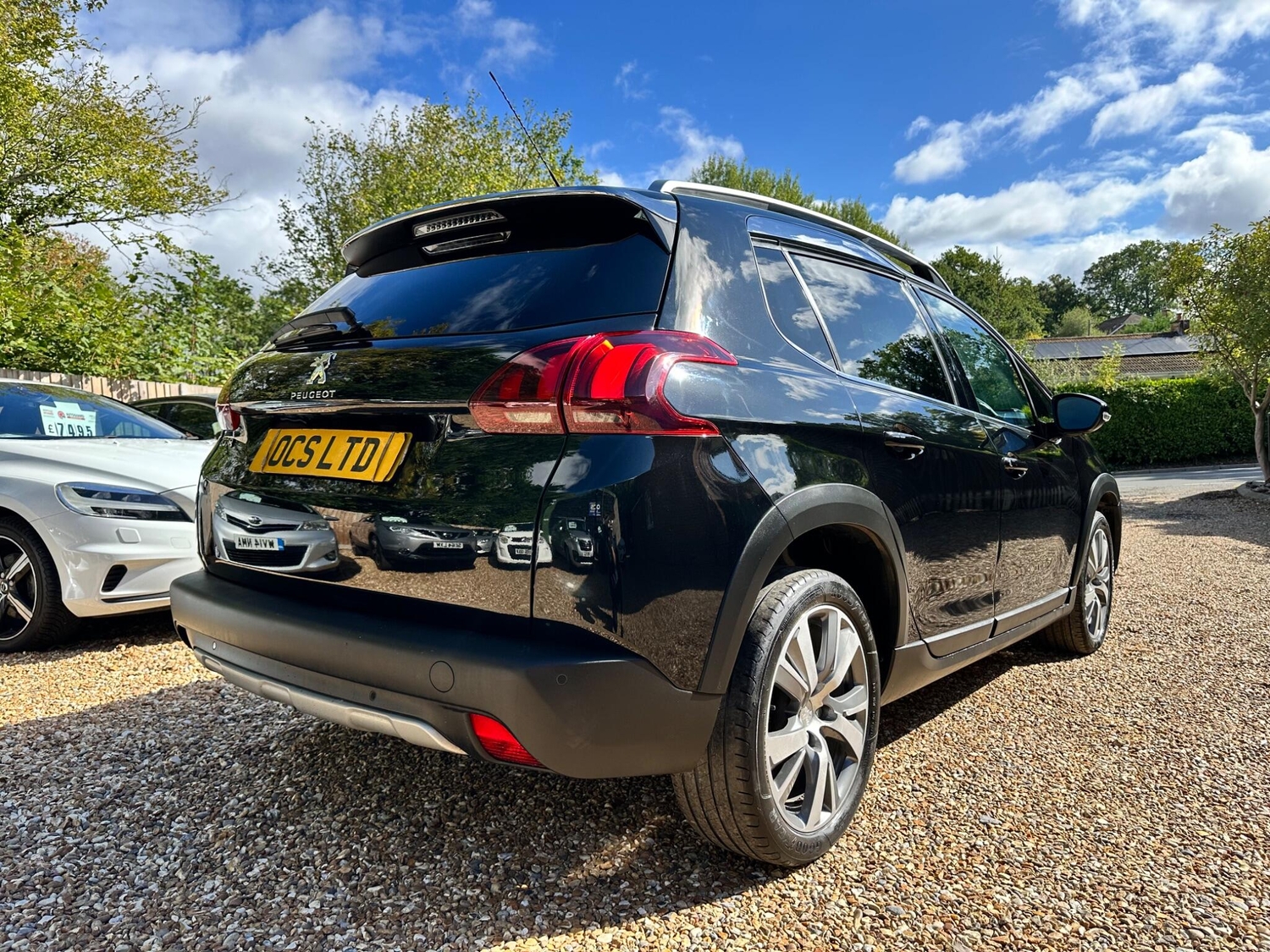 Peugeot 2008 2017 - Cars in Hook