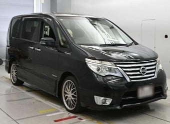Nissan Serena 2000