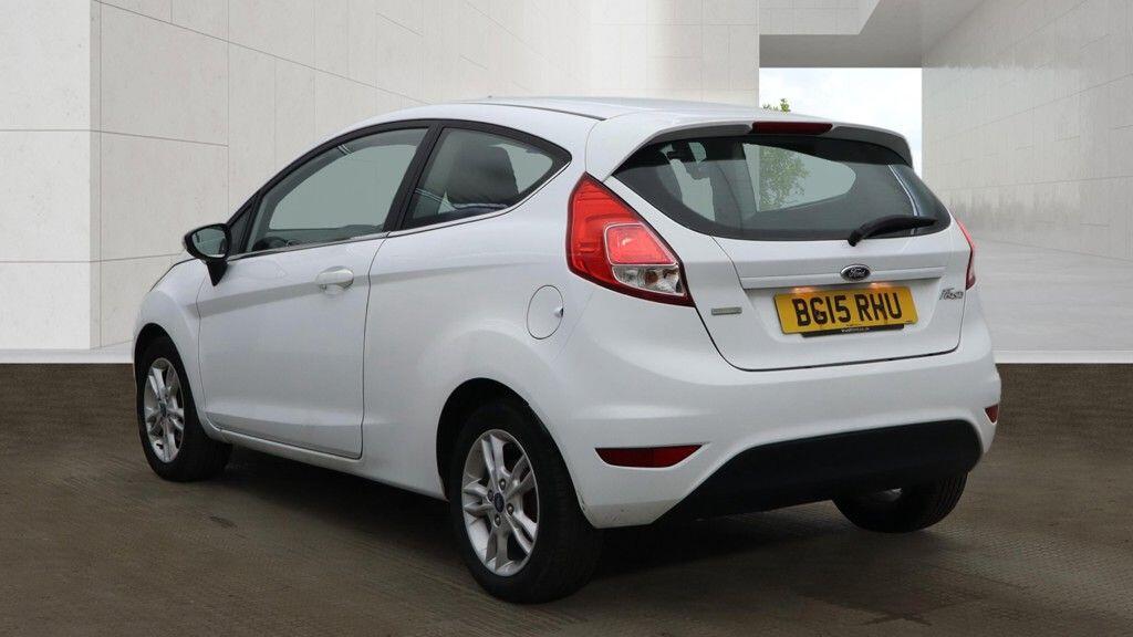 [ berth ]Ford Fiesta