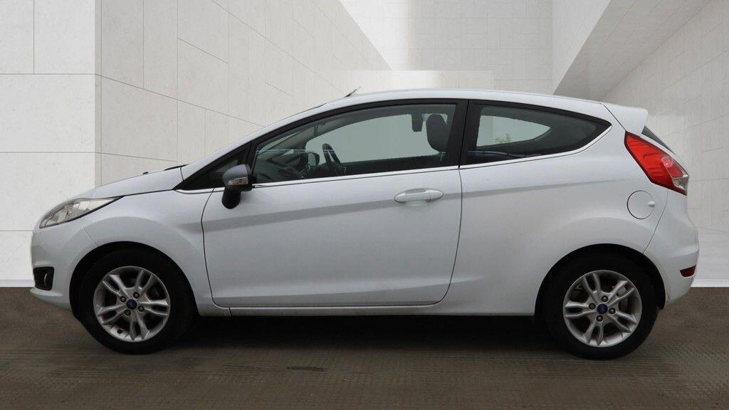 Ford Fiesta 2015 - Cars in Knebworth
