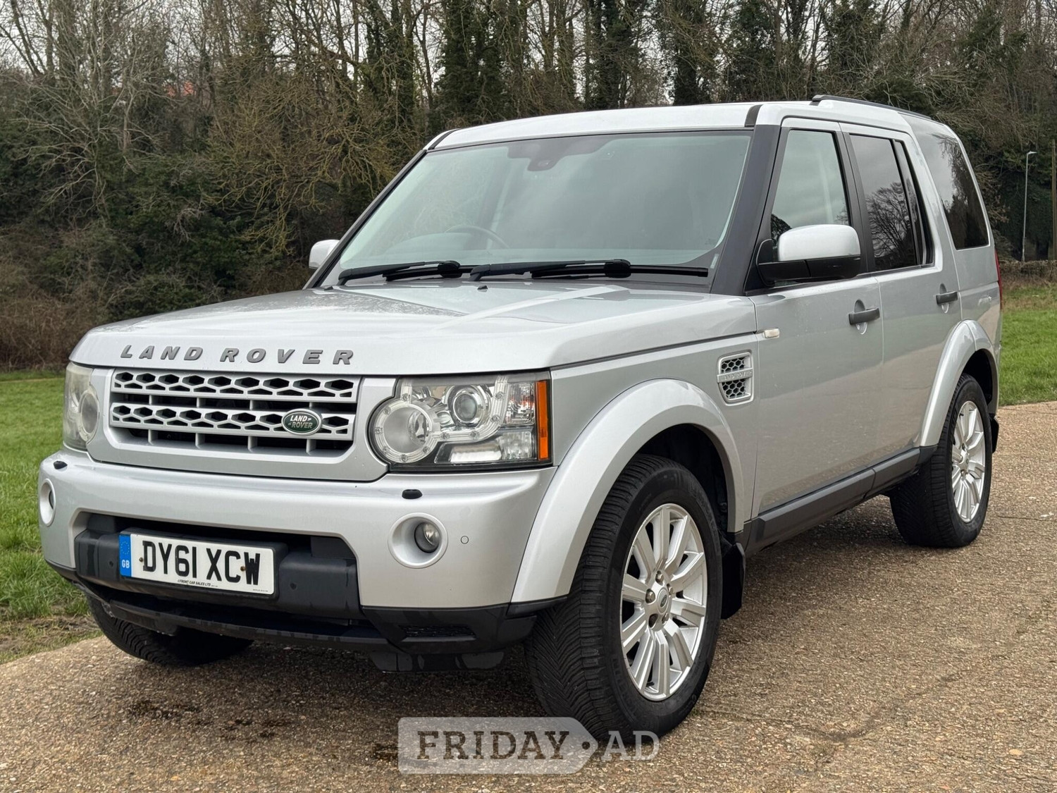 [ berth ]Land Rover Discovery 4