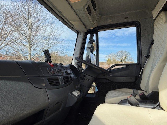 Hayling  Iveco Horsebox - Trailers & Horseboxes