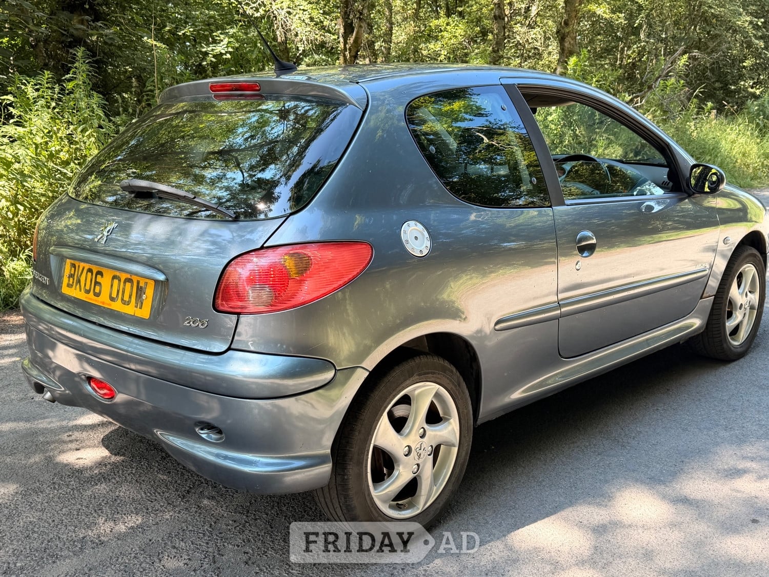 [ berth ]Peugeot 206