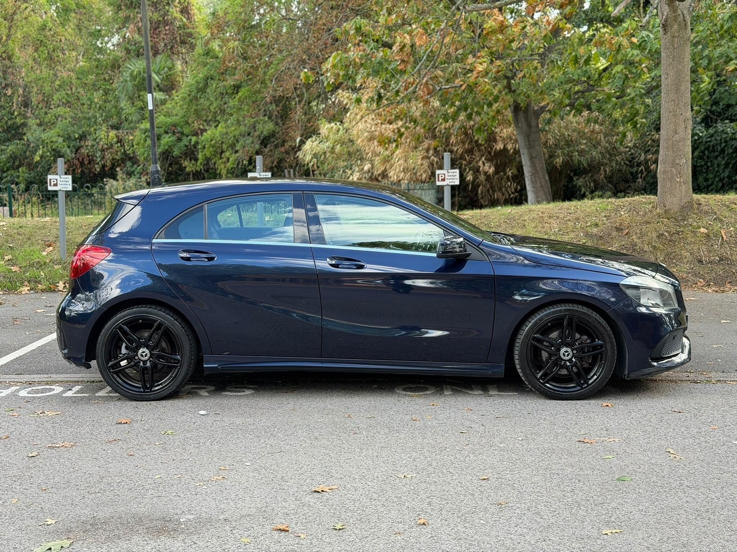 [ berth ]Mercedes-Benz A Class